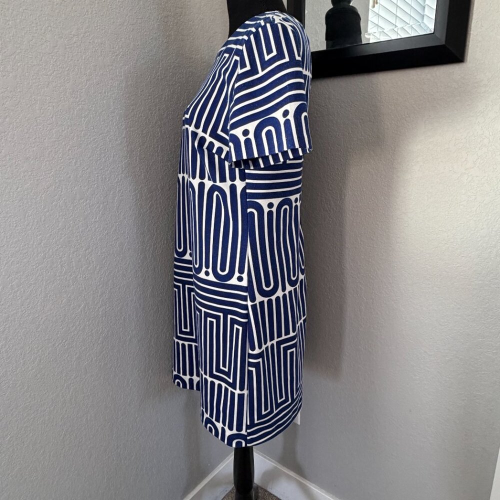 TRINA TURK Zap Geometric Short Sleeve Shift Dress Blue White Large - Picture 5 of 12